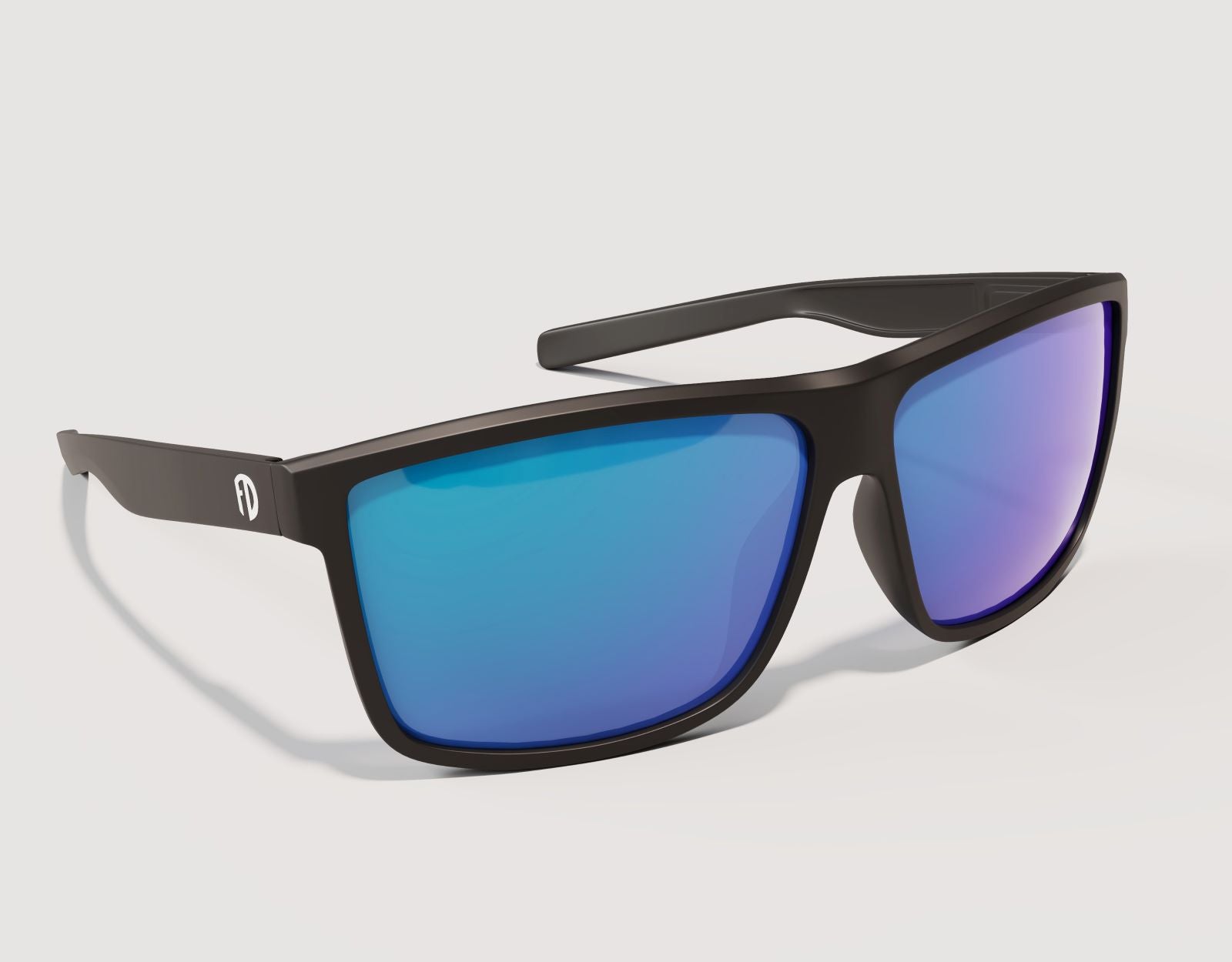 Side profile of Sport 165mm XXL polarised sport shades in Black with ice blue lenses – built for movement and sun.