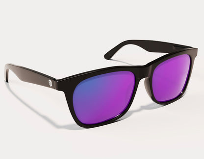 Side profile of Classic 165mm XXL large head sunglasses in Black Gloss – rich purple lenses and a high-gloss finish.